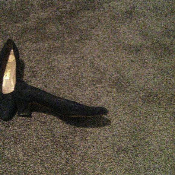 Shoes - Picture 2 of 3